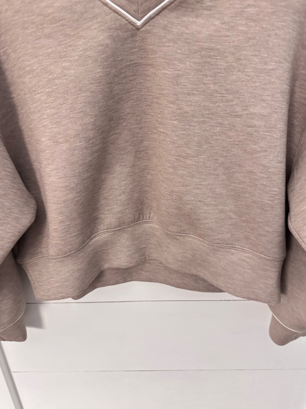 YPB S V Neck tan white stripe quiet luxury activewear stretchy sweatshirt casual - Picture 5 of 16